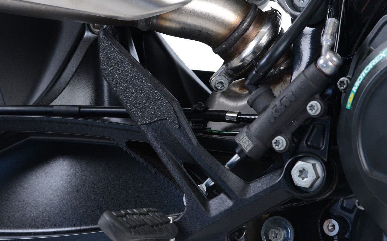 R&G Boot Guard Kit for KTM DUKE 790 '18- & 890 Duke R '20- '24 (3pcs kit) Secondary image