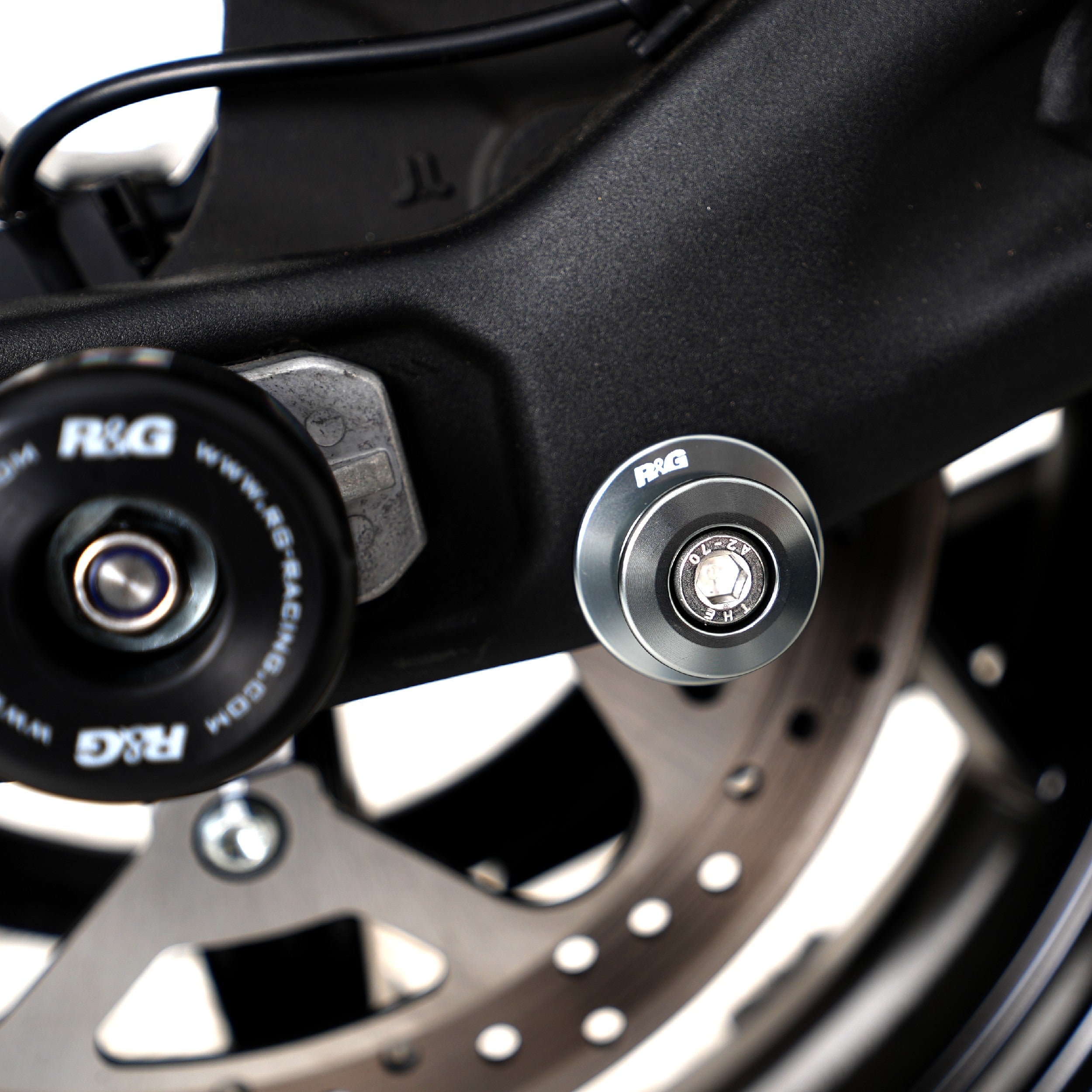 R&G Elevation Paddock Stand Bobbin - M8 - Suzuki GSX-250R '17- & Zero DSR/X '23- Main image