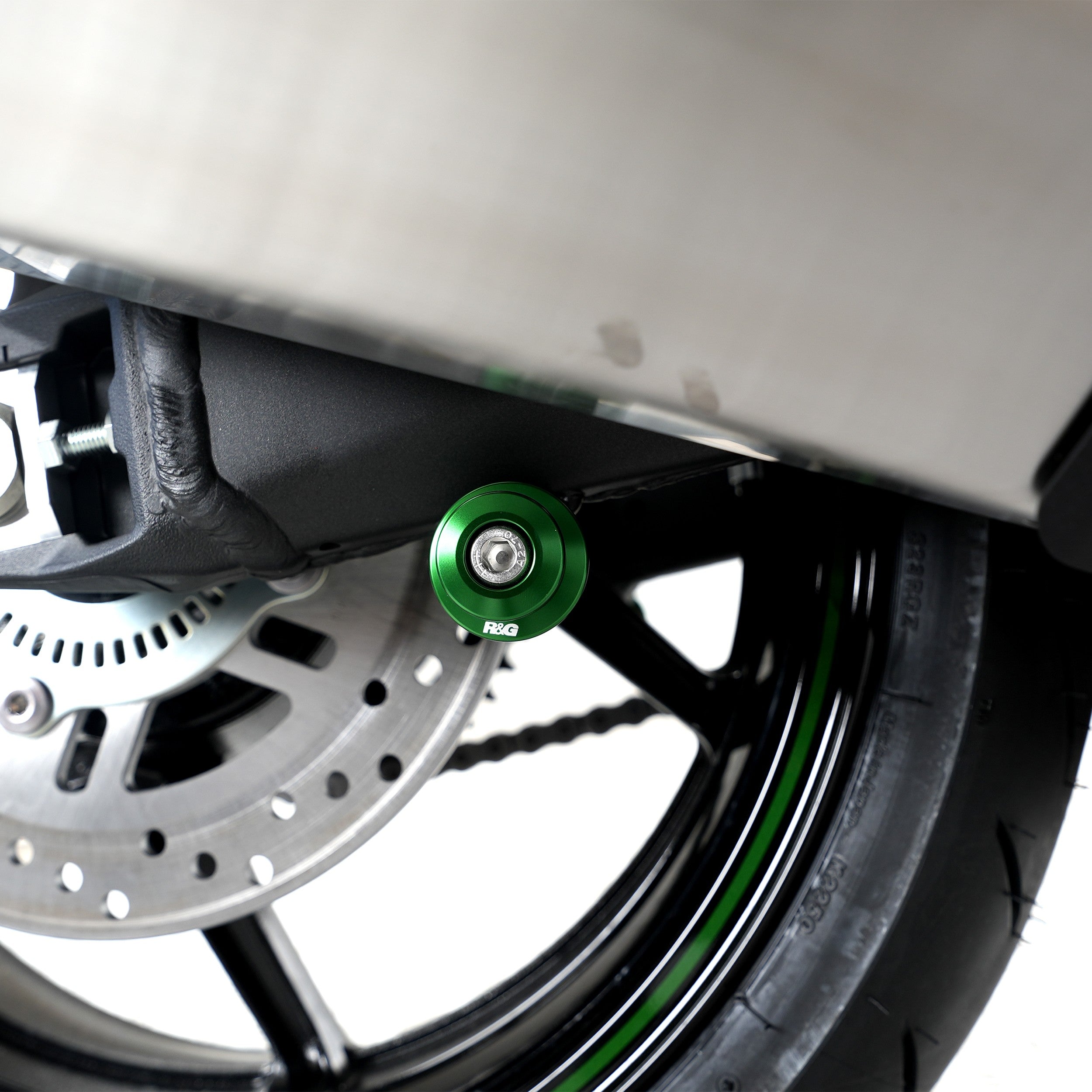 M8 Paddock Stand Bobbins for Kawasaki Ninja 1000SX '20- '24,1100SX '25-, Z900RS '21- '24, Z650RS '21- '24 & BMW S1000R '21- / Sport/  M Sport '21- '24, M1000RR '21- '24 & M1000R '23-'24