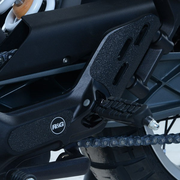 R&G Boot Guard Kit for the Husqvarna Svartpilen 401 '18- '23 & Svartpilen 125 '21- models Main image