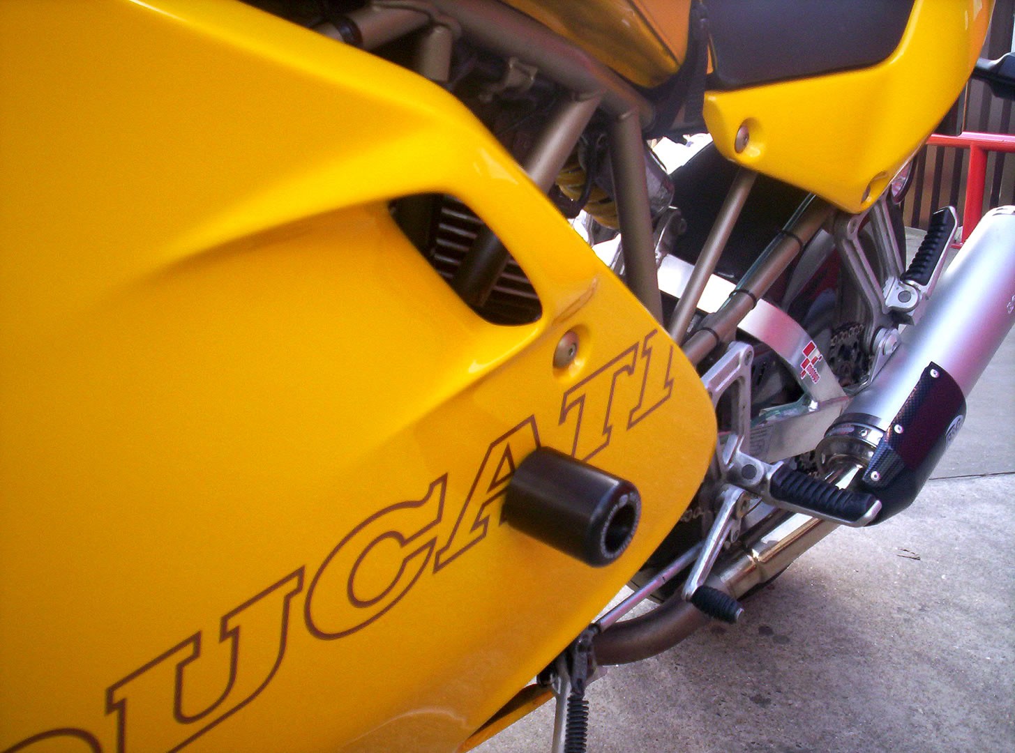 Crash Protectors - Classic Style for the Ducati 900SS up to 1998 Main image
