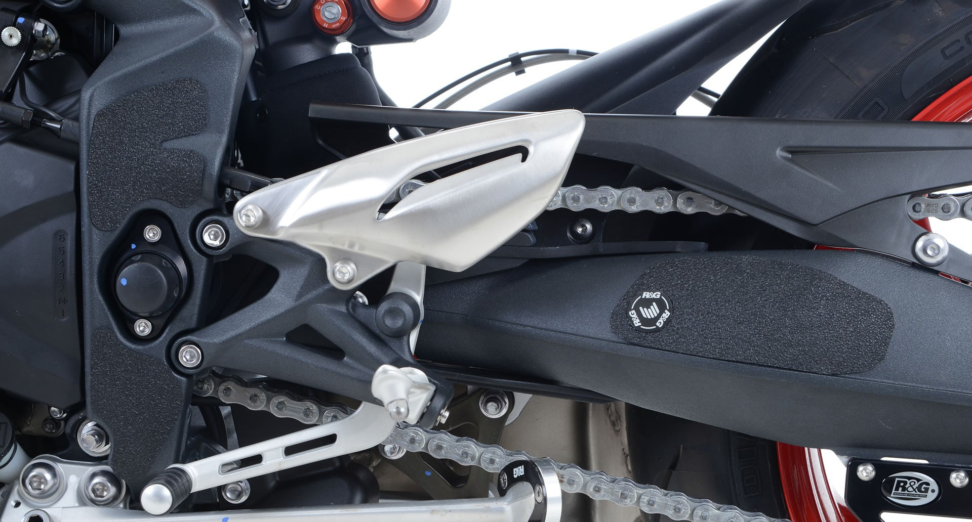 R&G Boot Guard Kit for the Triumph Street Triple '13-'16, Street Triple R '13-'16 and Street Triple RX '15-'16 Main image