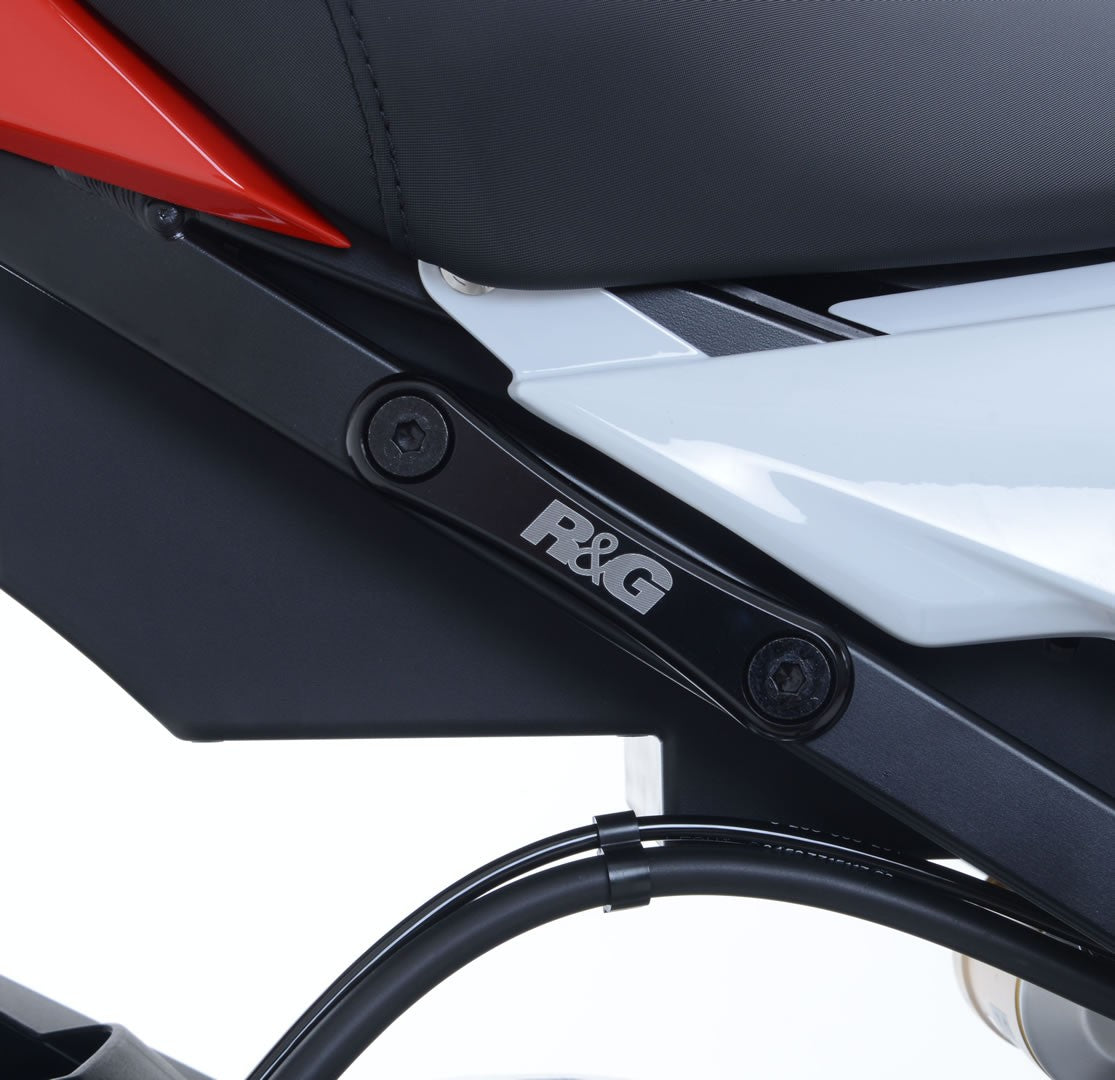 Rear Footrest Plate (SINGLE) - BMW S1000RR '10- / S1000R '14-'20 Main image
