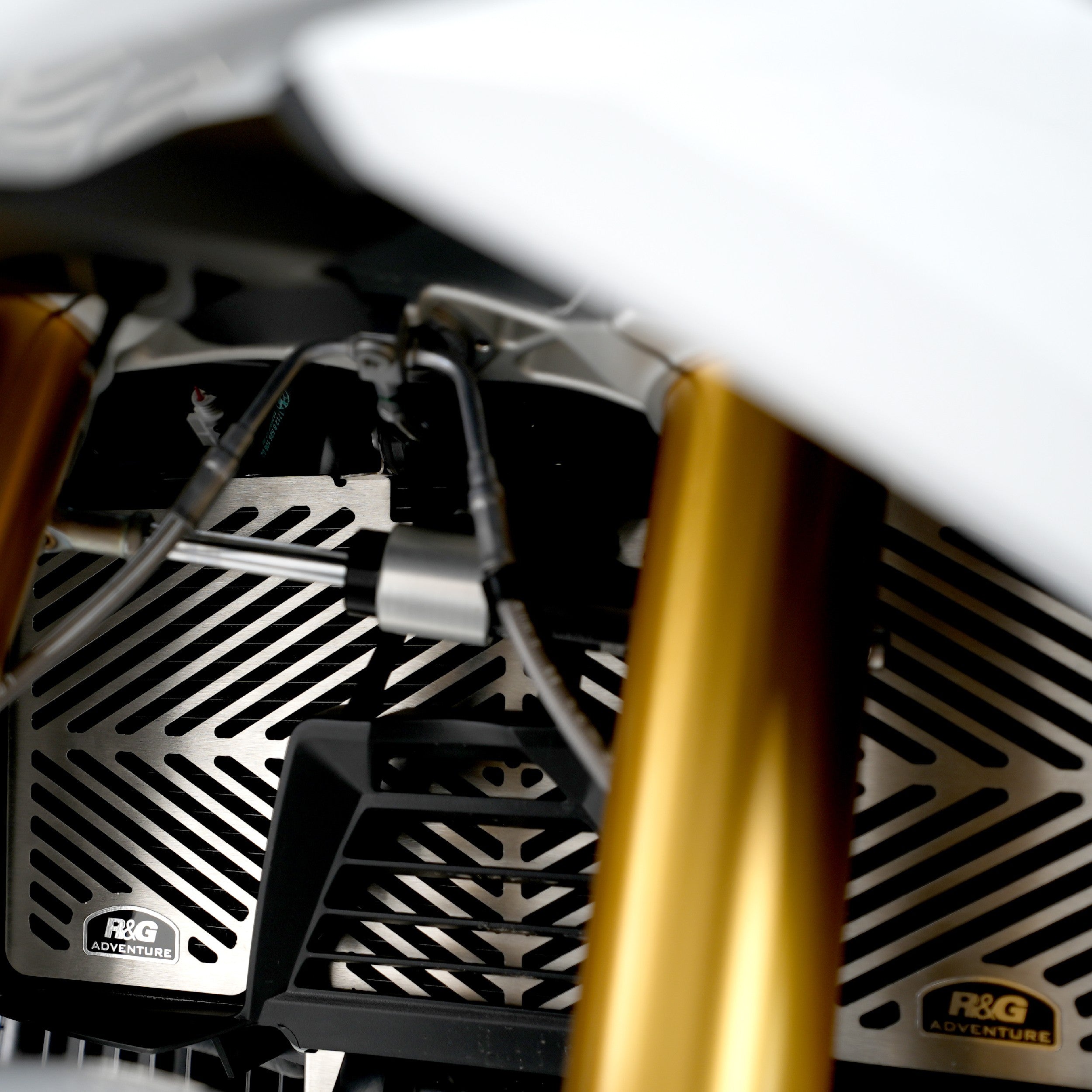 Stainless Steel Radiator Guard for the BMW R1200R/RS '15-'18, R1250R (RS) '19-25 & R1250RS SE '24-25.