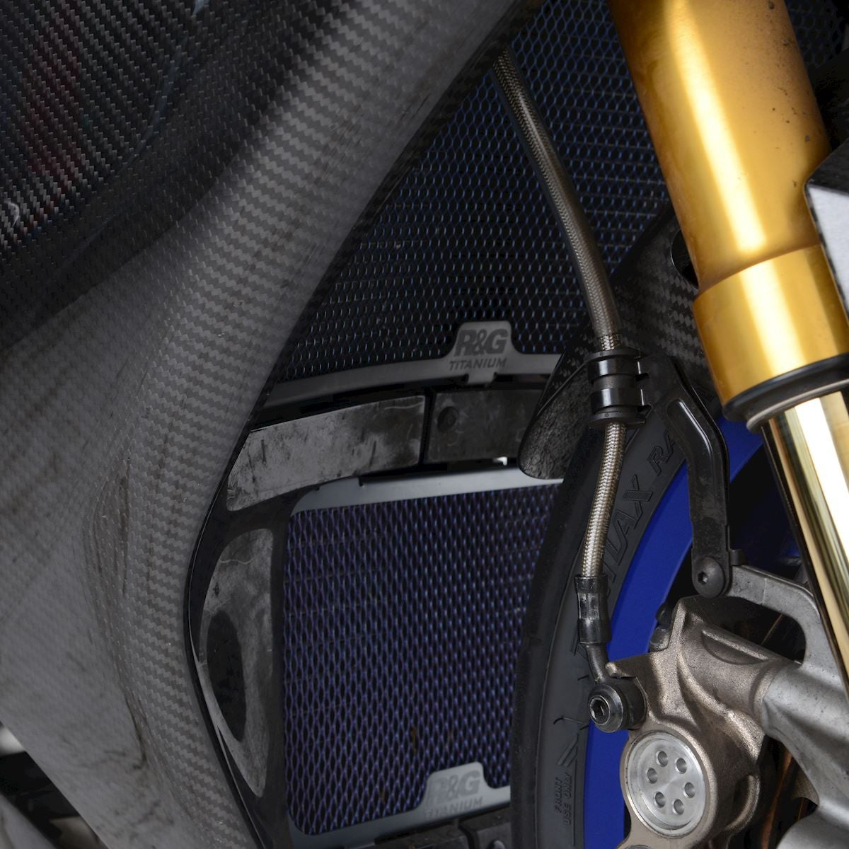 Titanium Radiator Guard for Yamaha YZF-R1 / R1M '15-  & MT-10 '16- Main image