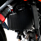 PRO Radiator Guard for KTM RC 390 / 125 / 200 '22-, 390 Adventure R '25-, Duke 125 '24- /250/390 2024,Husqvarna Vitpilen 401 '24-