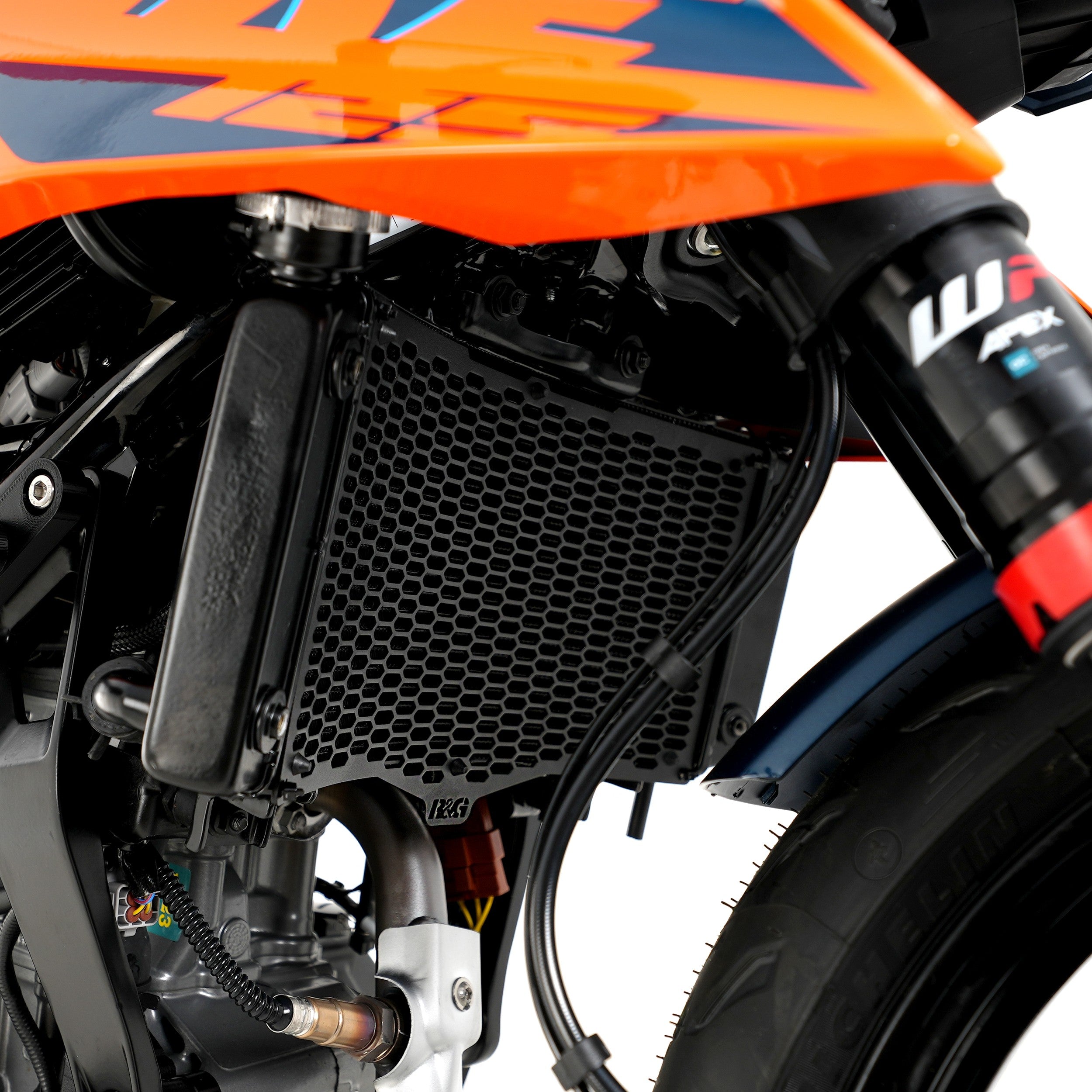 PRO Radiator Guard for KTM RC 390 / 125 / 200 '22-, 390 Adventure R '25-, Duke 125 '24- /250/390 2024,Husqvarna Vitpilen 401 '24- Secondary image