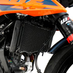 PRO Radiator Guard for KTM RC 390 / 125 / 200 '22-, 390 Adventure R '25-, Duke 125 '24- /250/390 2024,Husqvarna Vitpilen 401 '24-