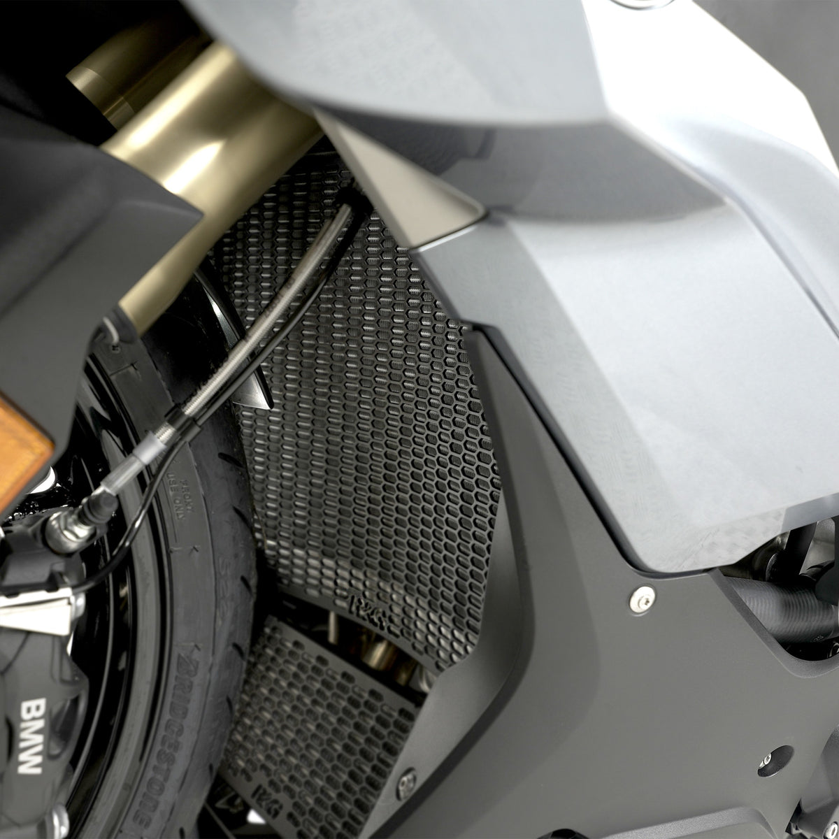 PRO Radiator Guard for BMW S1000XR '23, S1000R '21- /M1000RR '21- '24, S1000RR '19-  & M1000R '23- '24,  M1000XR '24-