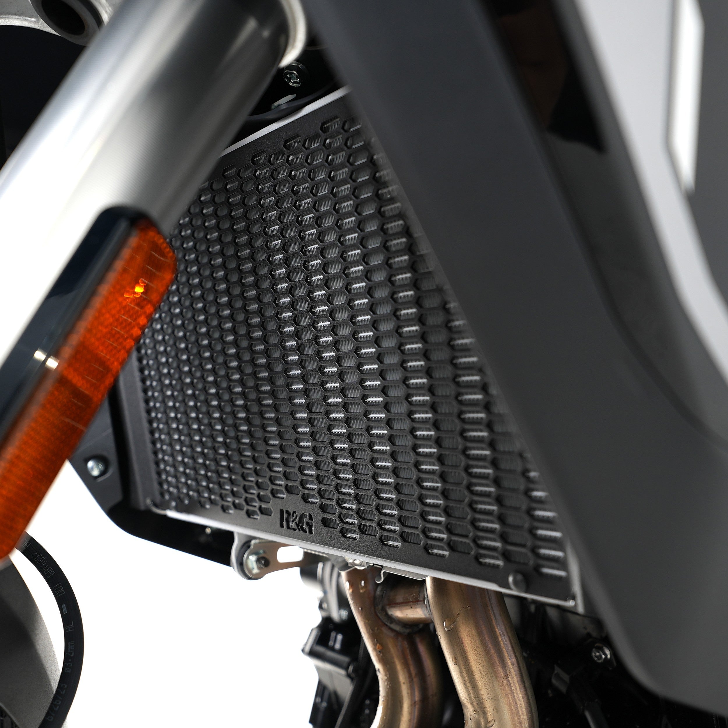 PRO Radiator Guard for Suzuki V-Strom 800DE '23-