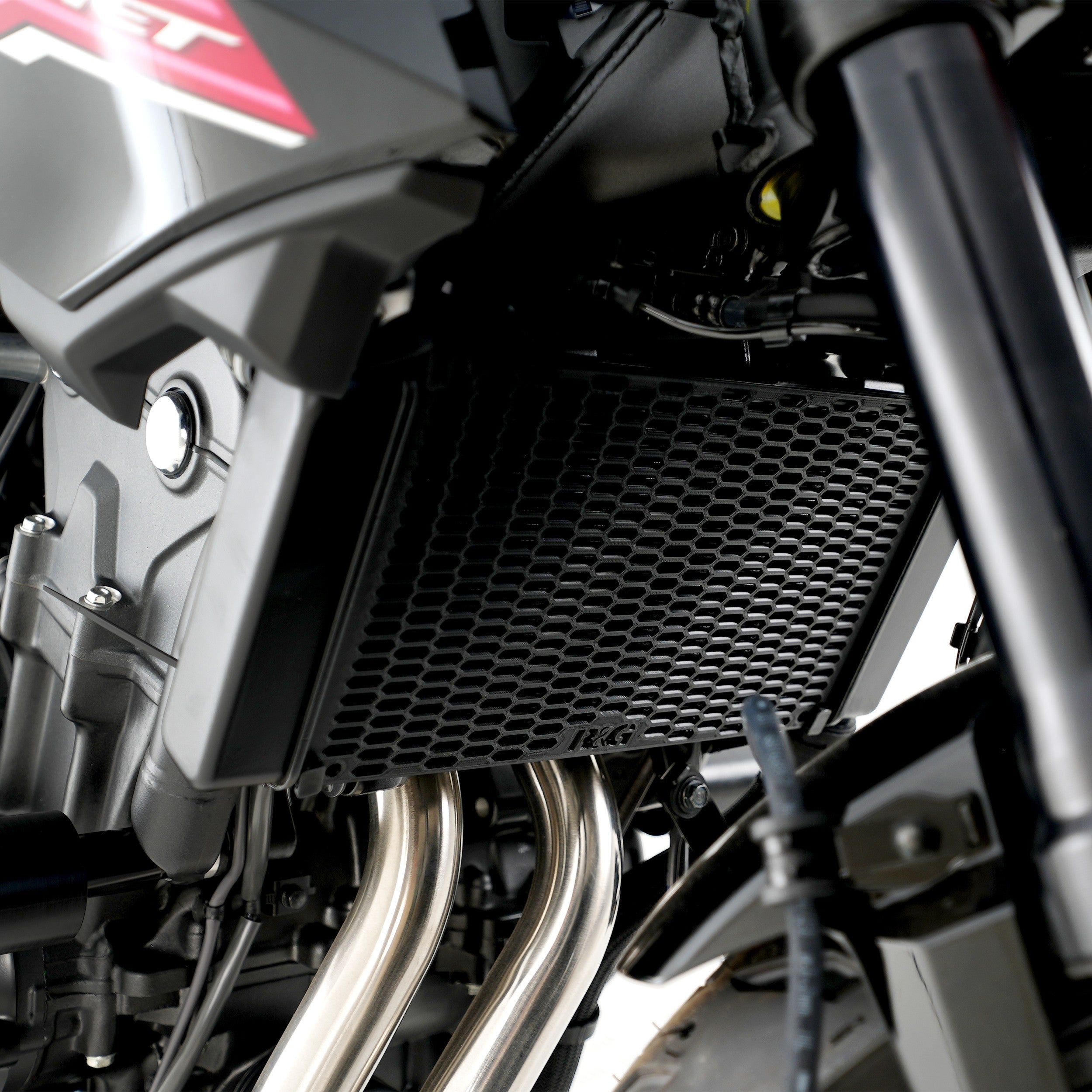 PRO Radiator Guard Honda CB500 Hornet '24-, CBR500R '13-'24, CB500F '19-'23 Secondary image
