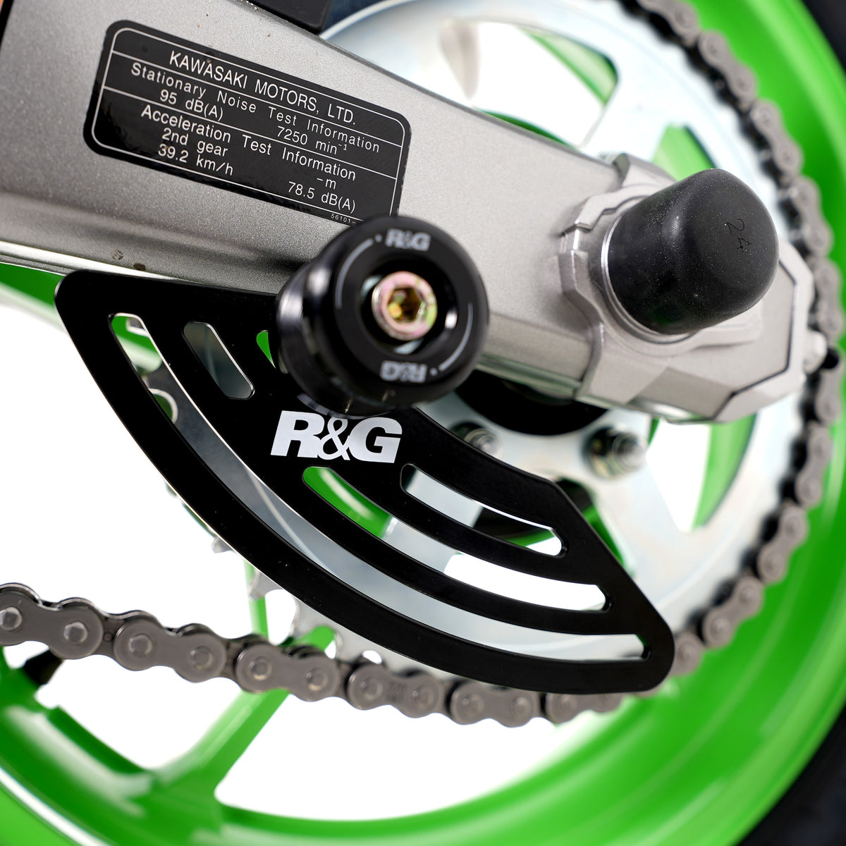 Toe Chain Guards - Toe Guard Kawasaki Ninja 250/400 '18-, Z400/ Z250 '19-, ZX-25R '20- & ZX-4R(R) (SE) '23-, Z500 (Ninja) '24-models Main image