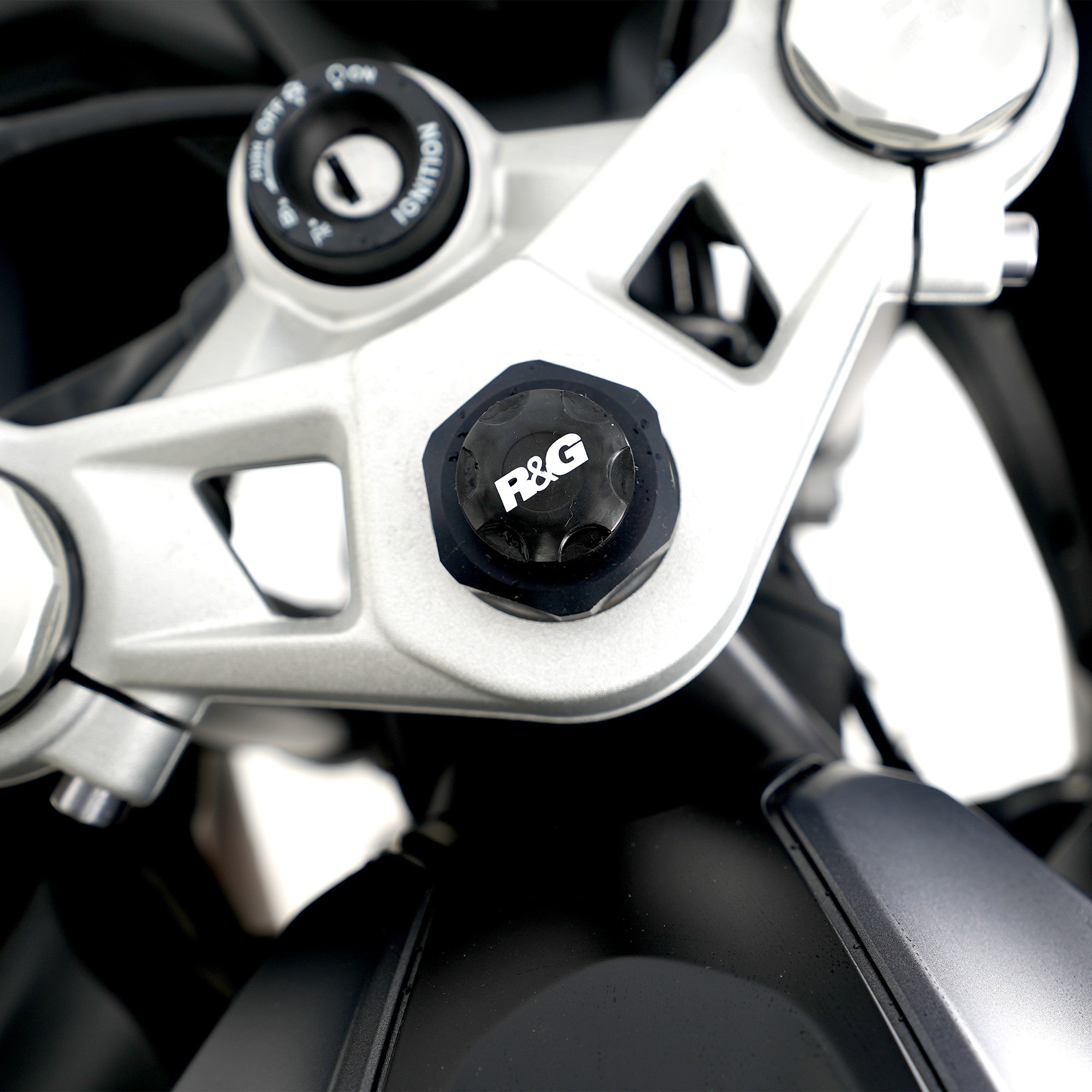 Top Yoke Cap for  BMW S1000RR '19- , S1000R/ Sport/  M Sport '21- '24, M1000RR '21-'22, Triumph Trident 660 '21-,  Daytona 660 '24-, Tiger Sport 660 '22-'24, Tiger Sport 800 '25- & Moto Guzzi V100 '23- Secondary image