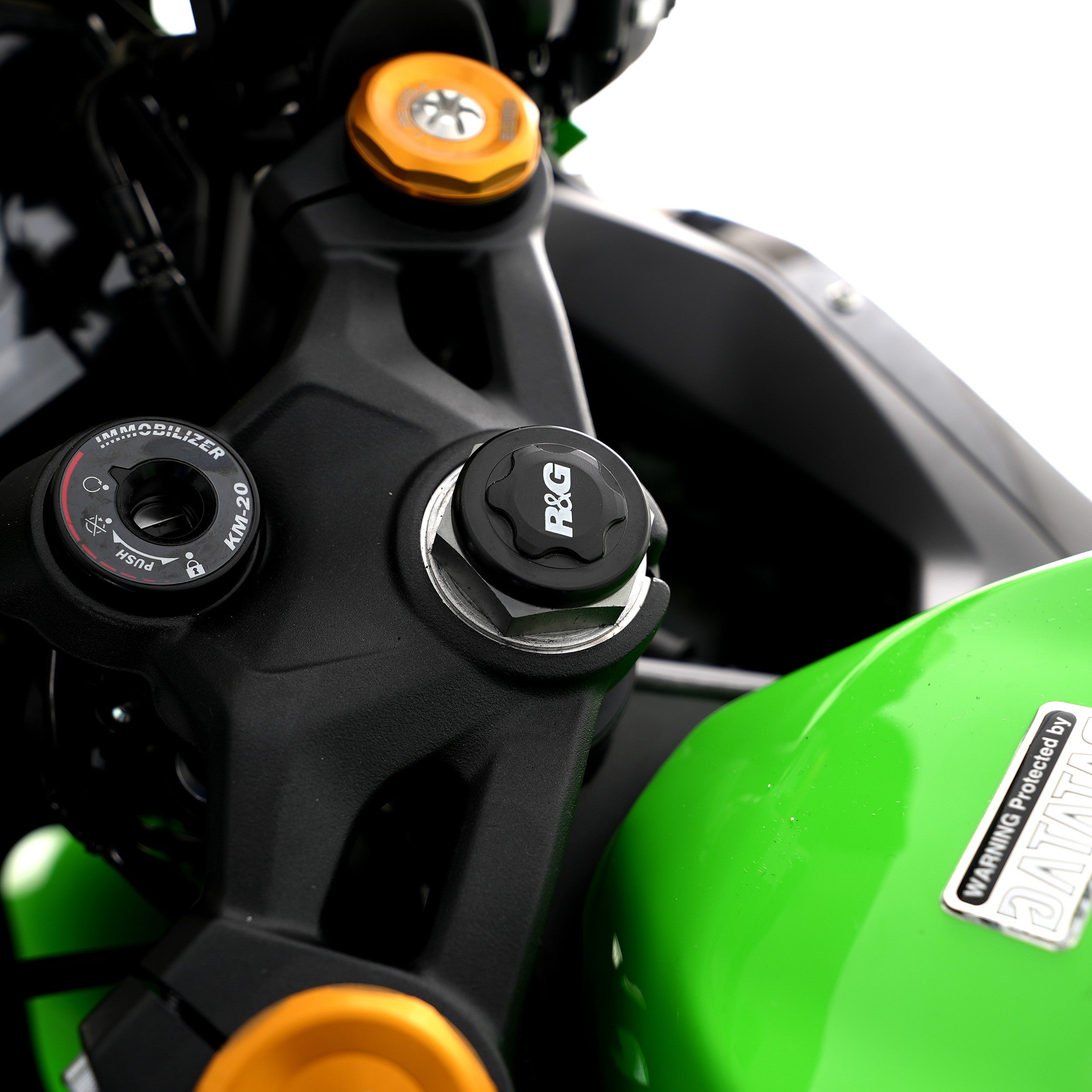 Top Yoke Cap for Kawasaki ZX-25R '20- & ZX-4R(R) (SE) '23- Secondary image