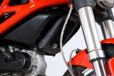 Oil Cooler Guard  for  Ducati Monster 1100 / 1100S / 1100EVO & 795/796 '09-
