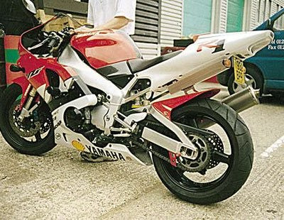 Crash Protectors - Classic Style for Yamaha YZFR1 '98- '99 Secondary image
