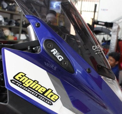 Mirror Blanking Plates for Yamaha YZF-R25 '14-'18 and Yamaha YZF-R3 '15-'18 models Main image