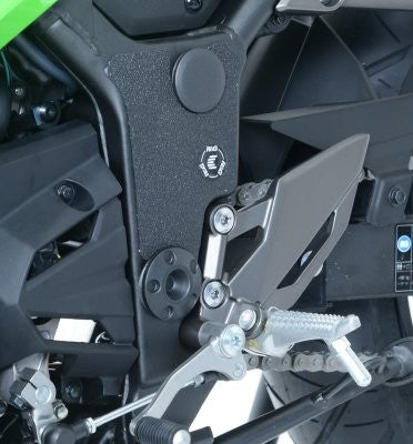 R&G Boot Guard Kit for Kawasaki Ninja 250 ('13-'17), Ninja 300 '13-, Z250 '13-'18 and Z300 models