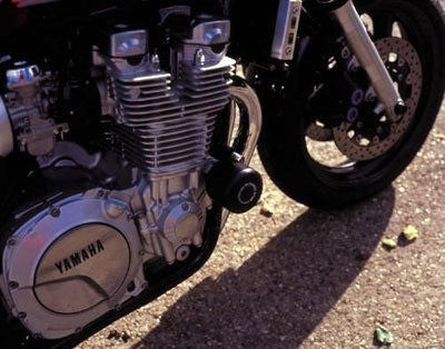 Crash Protectors - Classic Style for Yamaha XJR1200 and XJR1300 (SP) Secondary image