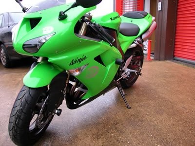 Crash Protectors - Classic Style  for Kawasaki ZX-10R '06-'07 c/w Water Bottle.