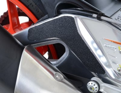 R&G Boot Guard Kit for Aprilia RSV4 '09-, V4 Tuono '11-'20 & RSV4 1100 Factory '19-'20 models