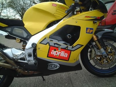 Crash Protectors - Classic Style for Aprilia RSV Mille '01- '03 / RSVR top fairing