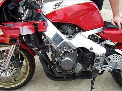 Crash Protectors - Classic Style for Honda CBR400 Gull Arm